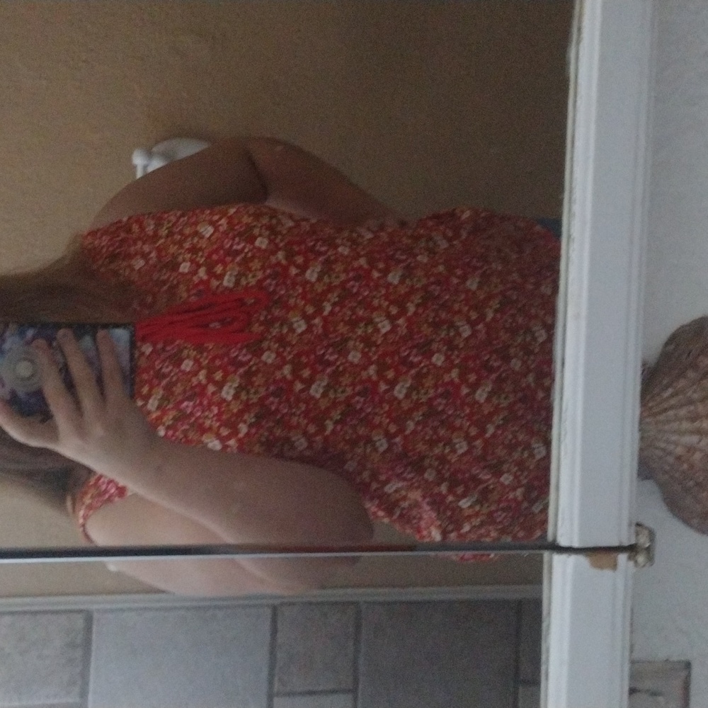 Floral sleeveless top